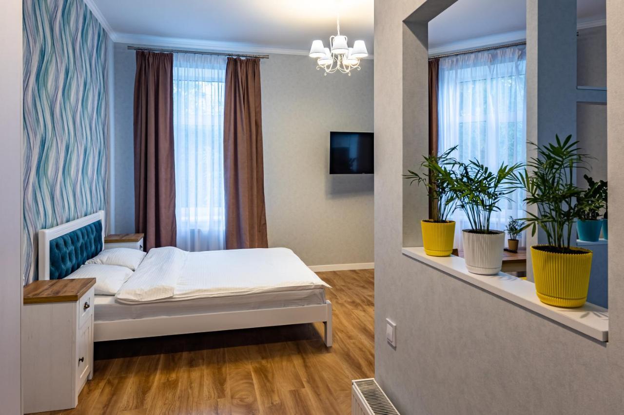 Leontovycha Apartment Lviv Exterior photo